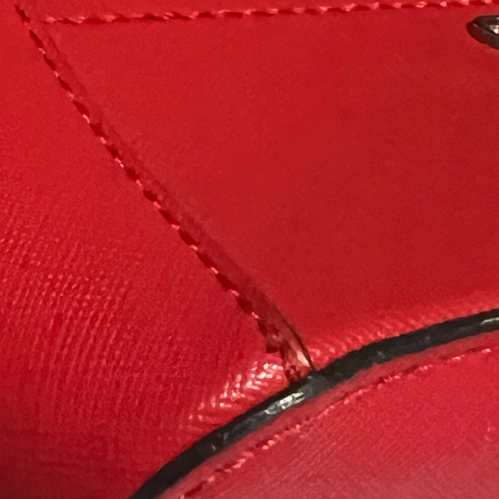 🩷♥️🩷 Mini Guess Crossbody/Handbag ♥️🩷♥️ - Picture 7 of 11